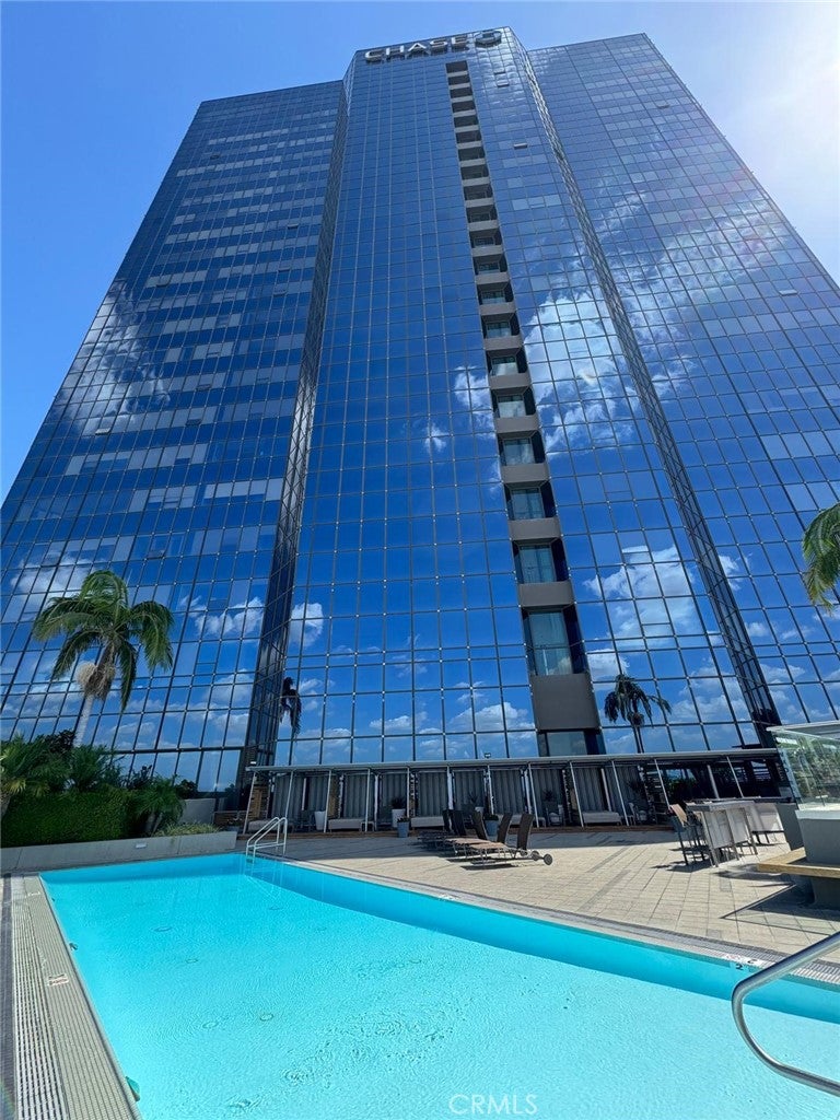 1100 Wilshire