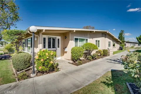 1310 Knollwood Rd Unit 43A, Seal Beach, CA 90740 - MLS#: OC25244097