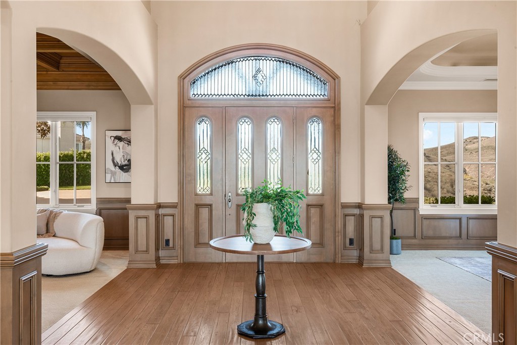 Properties 3 24862 Wooded Vista