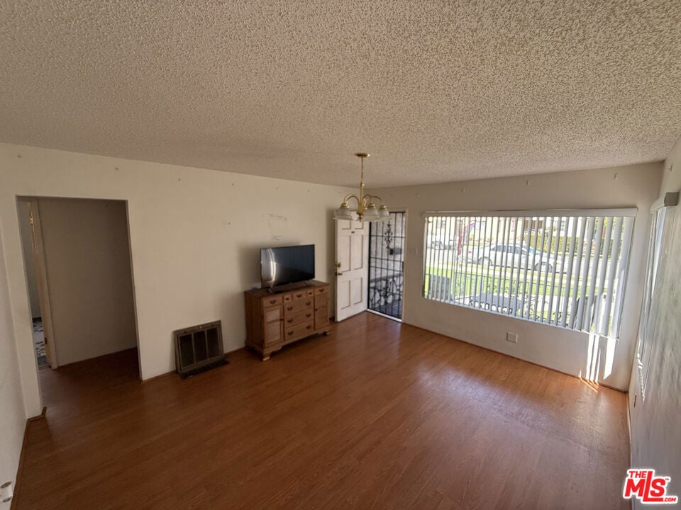 4840 W 137th Street