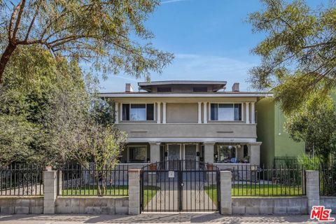 2822 S La Salle Avenue Los Angeles CA 90018