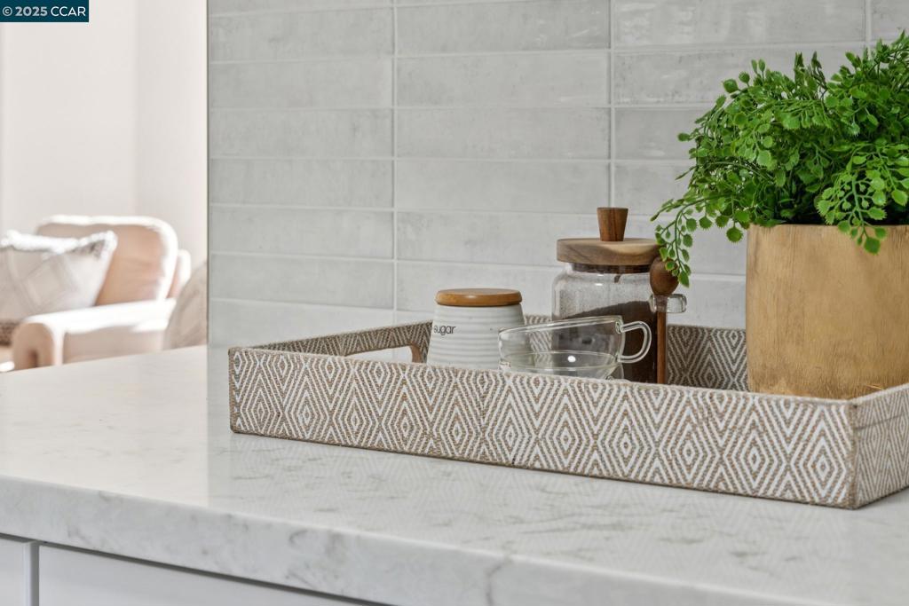 ROSE GARDEN - Residential