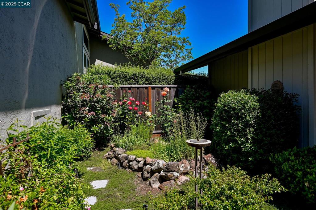 112 Alta Mesa Ct