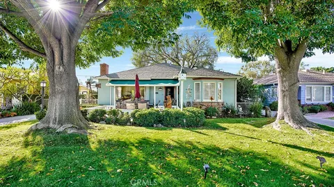 132 N Jewell Pl, Orange, CA 92868 - MLS#: OC25249006