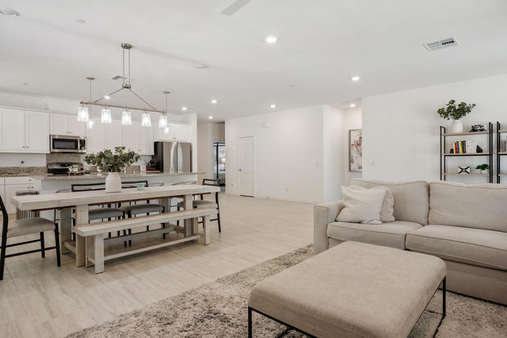 11575 Kitetail Drive
