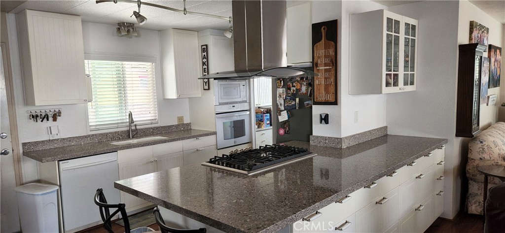 1506 Oak Drive 12