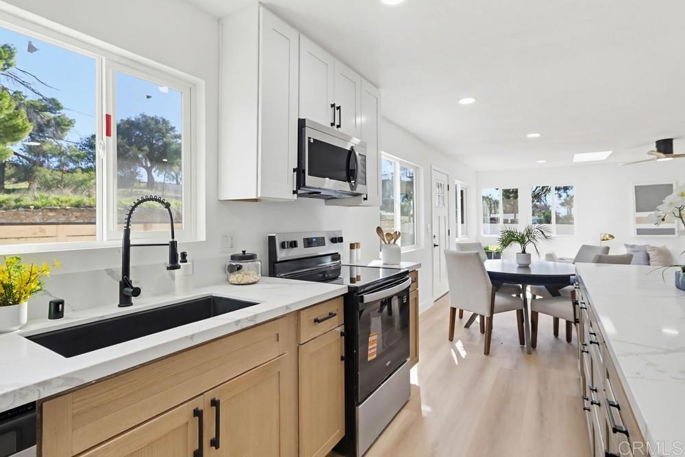 2526 Buckthorn Trail