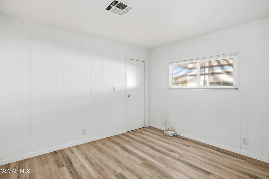 Camarillo, California 93012, United States, 2 Bedrooms Bedrooms, ,2 BathroomsBathrooms,Residential,Active,229151