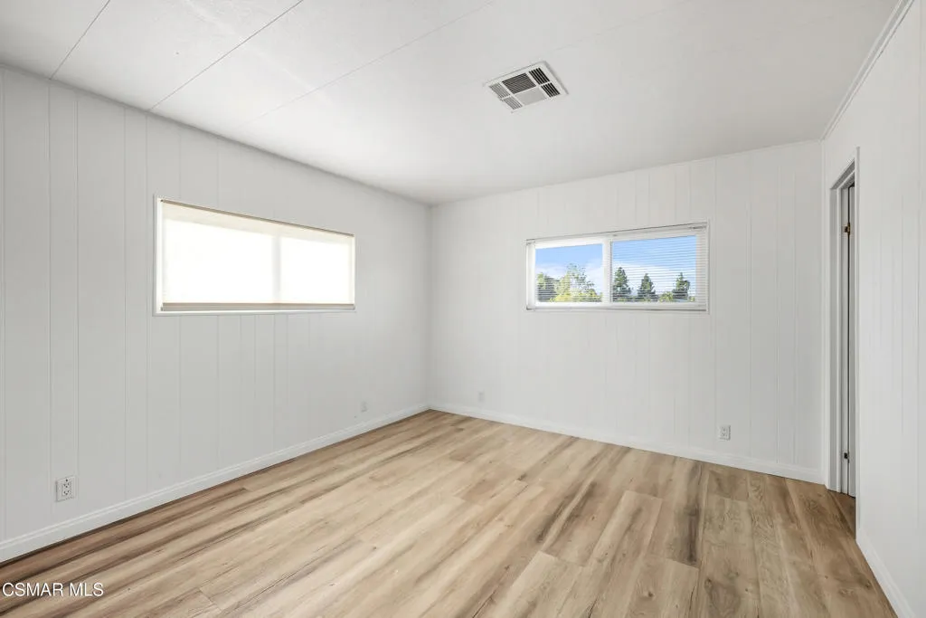 Camarillo, California 93012, United States, 2 Bedrooms Bedrooms, ,2 BathroomsBathrooms,Residential,Active,229151