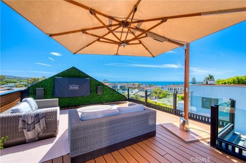 Photo of 325 Poppy Avenue, Corona Del Mar, CA 92625 (MLS # NP26094783)