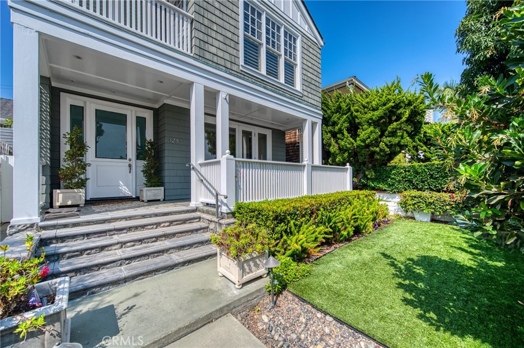 325 Poppy Avenue
