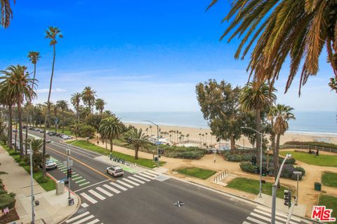 Photo of 757 OCEAN Avenue #314, Santa Monica, CA 90402 (MLS # 26670629)