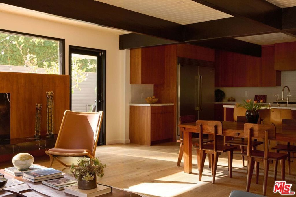 Photo of 7720 Firenze Avenue, Los Angeles, CA 90046 (MLS # 25615907)