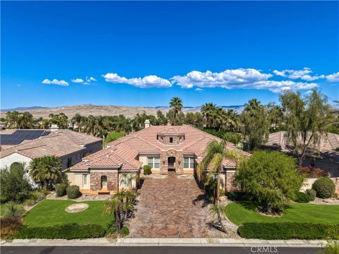 Photo of 15 Vista Encantada, Rancho Mirage, CA 92270 (MLS # SR26231175)