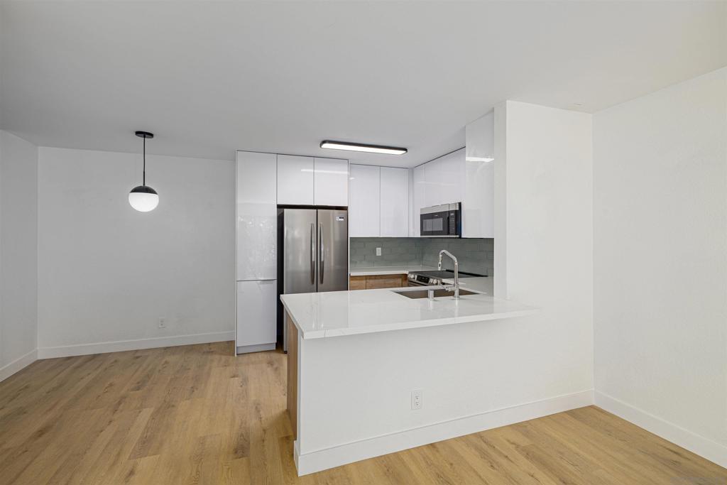 3020 Cowley Way 105