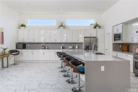 Tiny photo for 484 Fountain Dr, Palm Springs, CA 92262 (MLS # PV26086855)