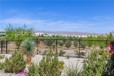 Tiny photo for 484 Fountain Dr, Palm Springs, CA 92262 (MLS # PV26086855)