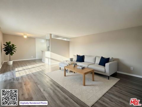 Photo of 1208 W Adams Boulevard #6, Los Angeles, CA 90007 (MLS # 26657143)