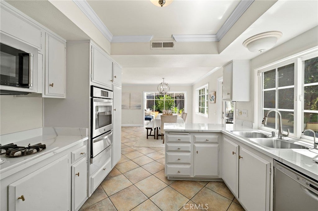 25042 Greenbay Drive