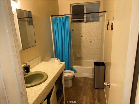 450 Buena Vista La Habra CA 90631