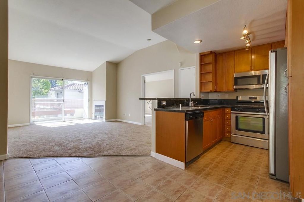 listing image 130721014106038054208