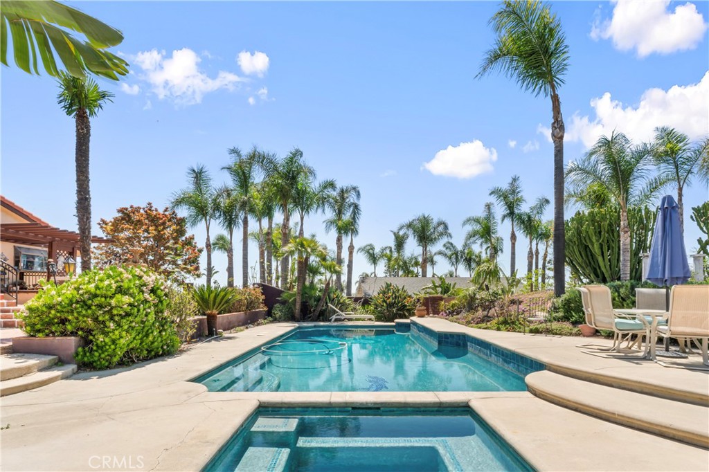 5234 Della Avenue