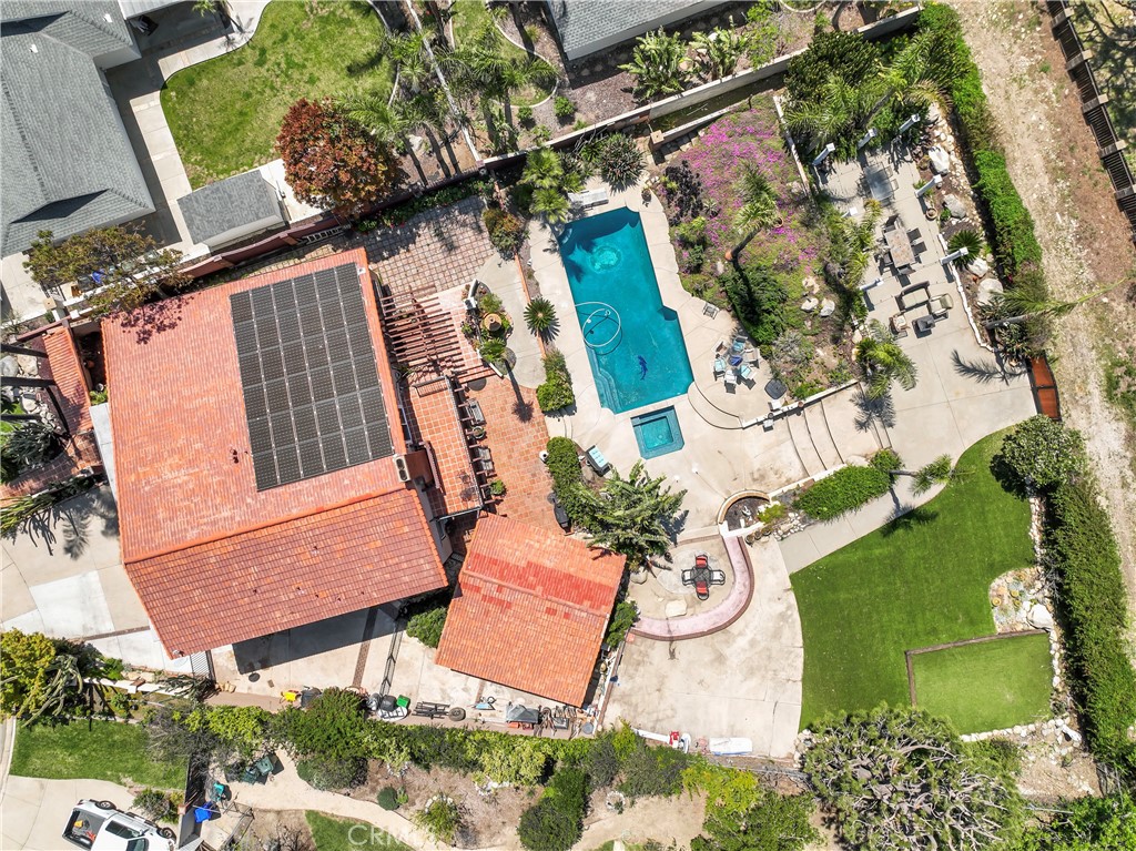5234 Della Avenue