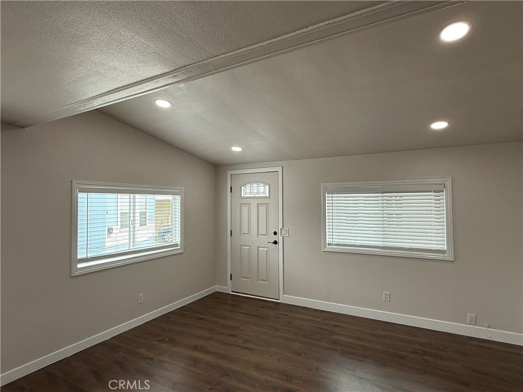 1741 Pomona Avenue 21