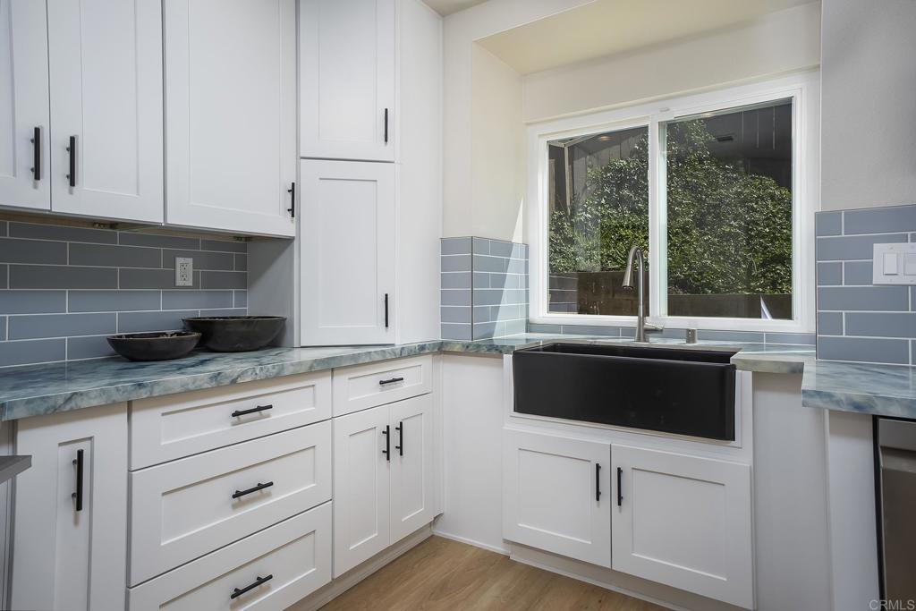 10717 matinal circle