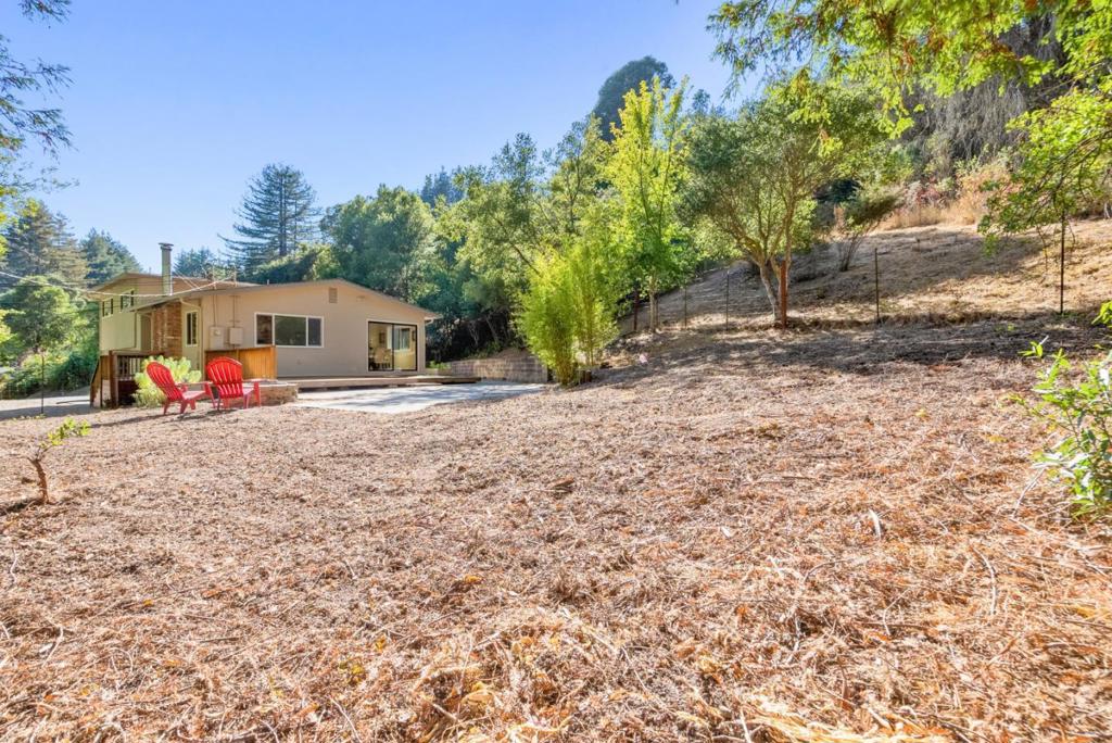 851 Happy Valley Road