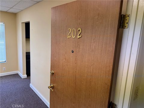 Photo of 596 N Lake Avenue #202, Pasadena, CA 91101 (MLS # AR26030497)