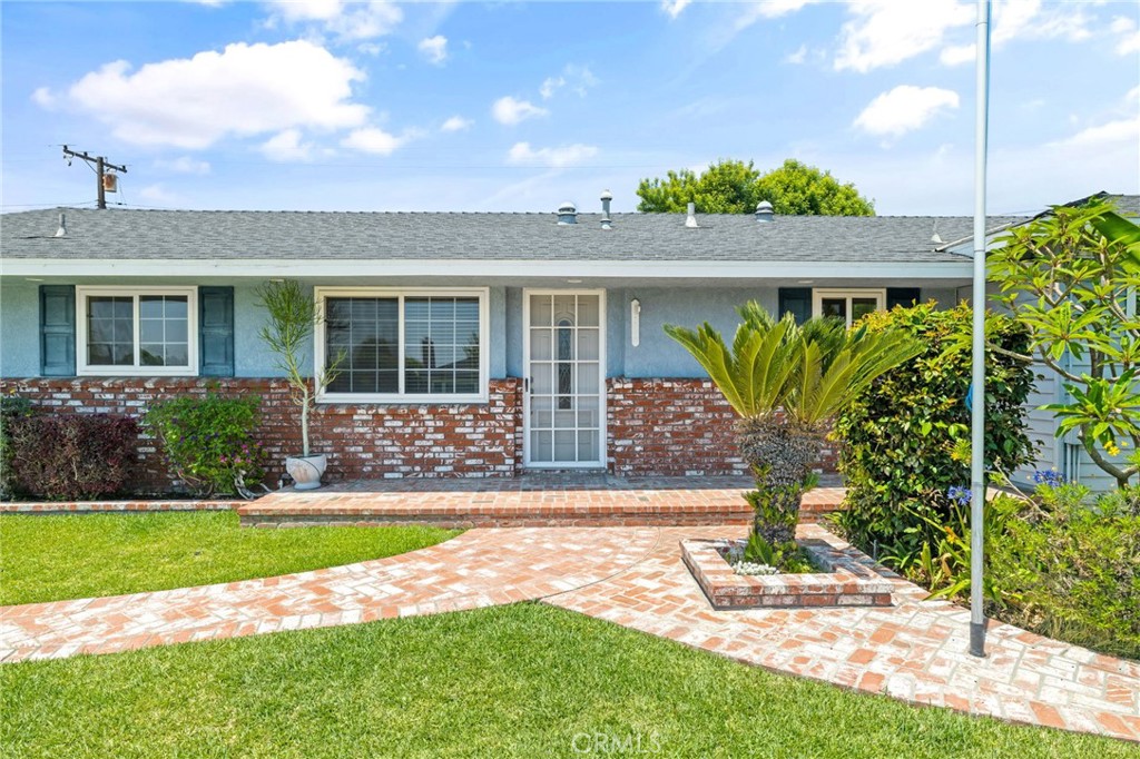 15975 Graceldo Lane