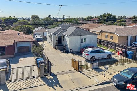 Photo of 13118 Sunshine Avenue, Whittier, CA 90605 (MLS # 26650011)