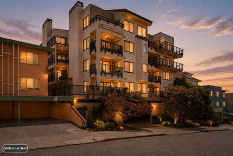 Photo of 322 Hanover Avenue #511, Oakland, CA 94606 (MLS # ML82052446)