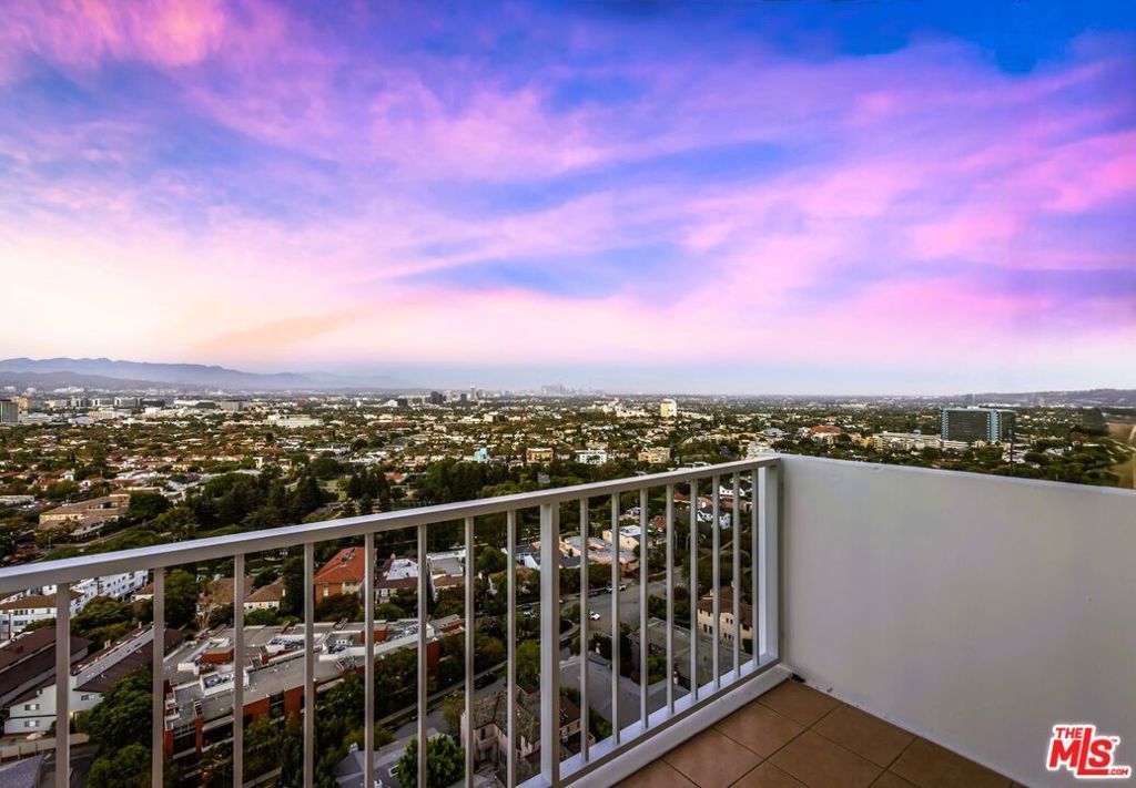 Photo of 2170 Century Parkway #1902, Los Angeles, CA 90067 (MLS # 25582421)