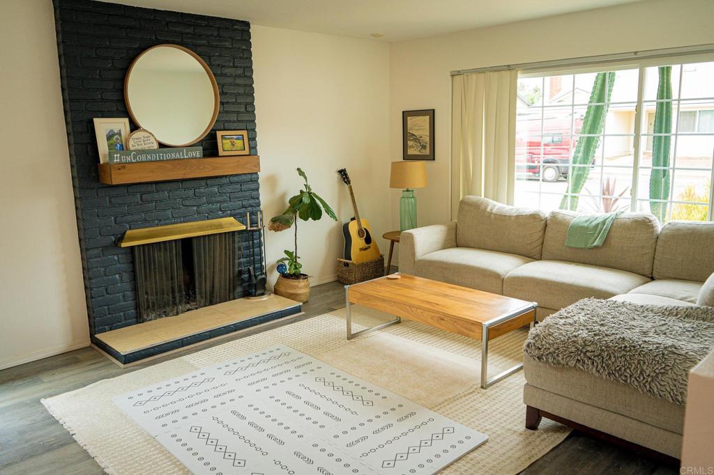 2219 Montemar