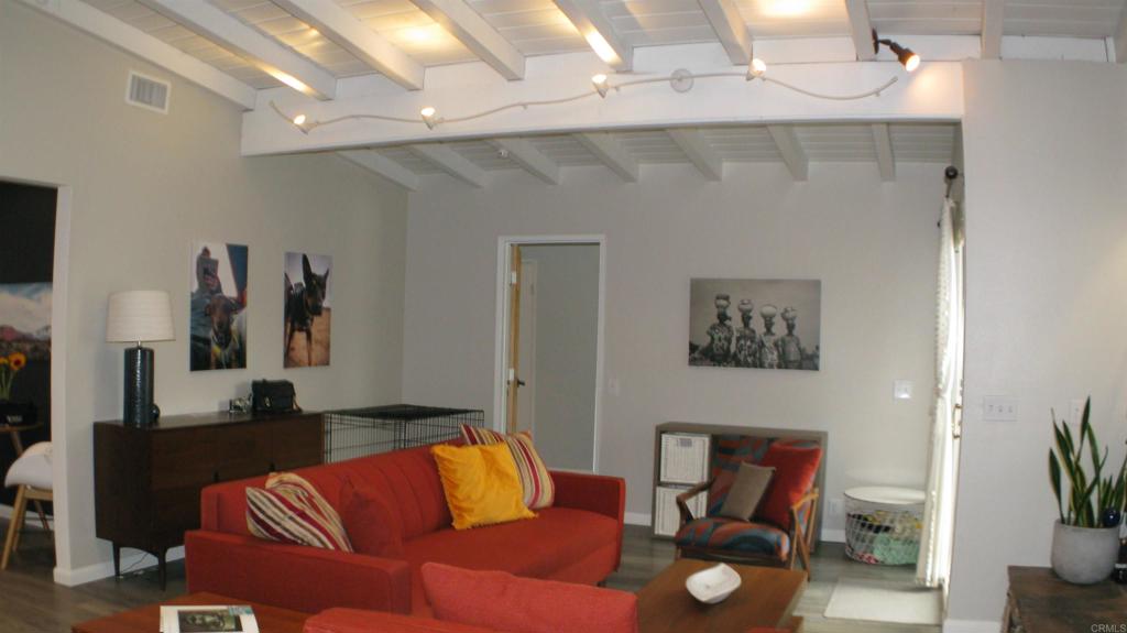 2219 Montemar