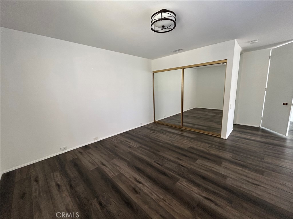 Palm Springs C.C. (33113) - Residential