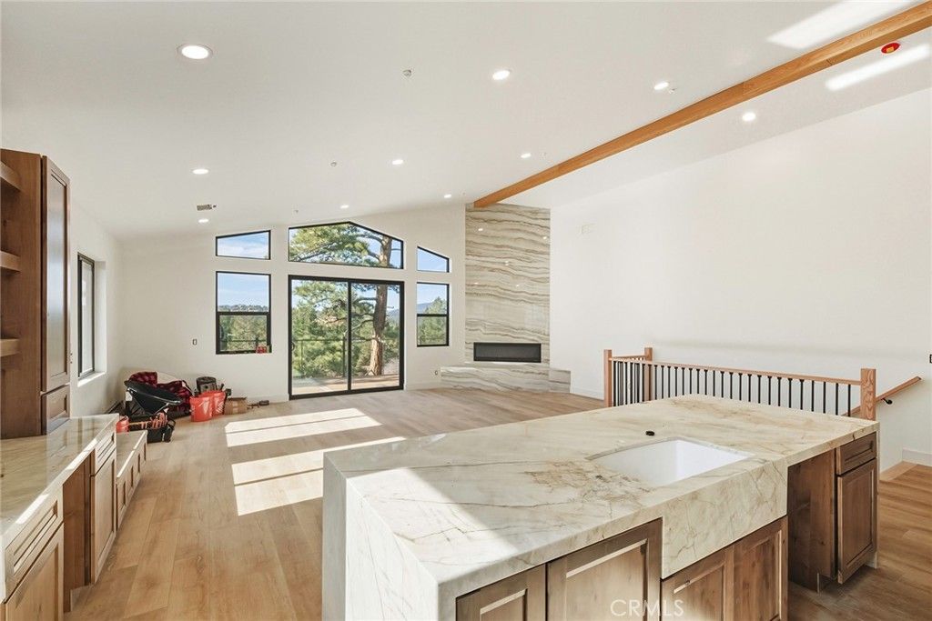 Photo of 455 Tanglewood, Big Bear City, CA 92314 (MLS # JT25278853)