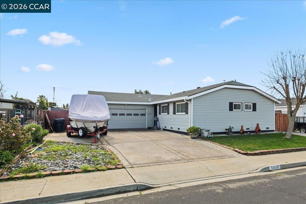 5833 Singing Hills Ave