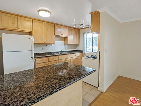 Photo of 440 Raymond Avenue #9, Santa Monica, CA 90405 (MLS # 25534745)