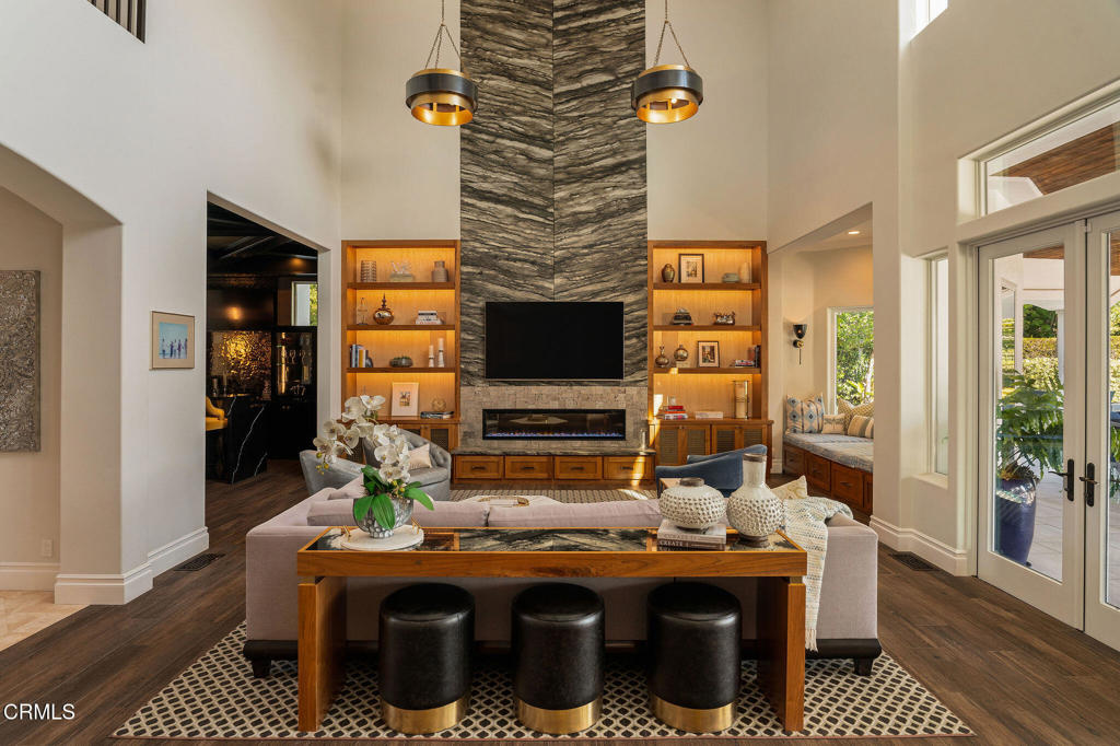 Spanish Hills 1 - 422701 - Residential