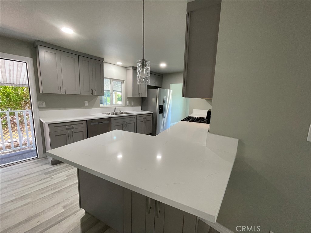 901 S 6th Avenue 238