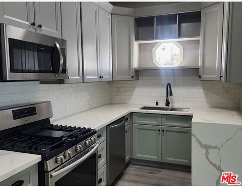 Photo of 119 S Westmoreland Avenue #121 1/2, Los Angeles, CA 90004 (MLS # 26829409)