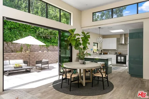 939 N Beverly Glen Boulevard, Los Angeles, CA 90077 - MLS#: 26632705