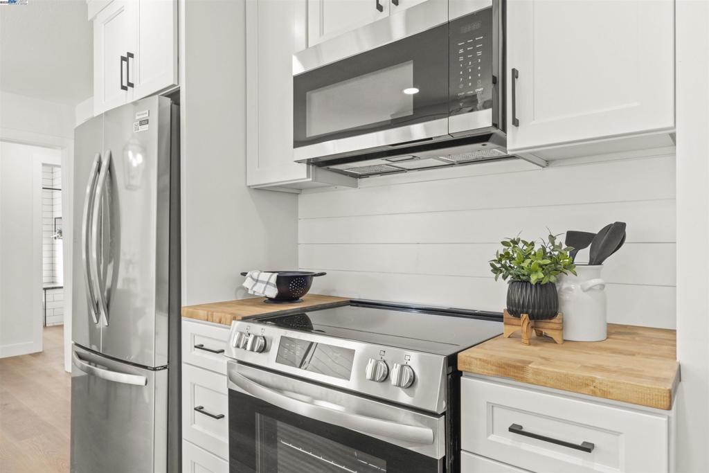 COLUMBIA ORCHARD - Residential