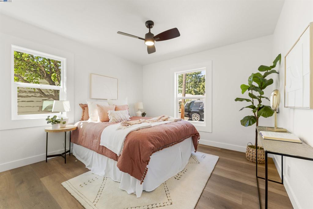 COLUMBIA ORCHARD - Residential