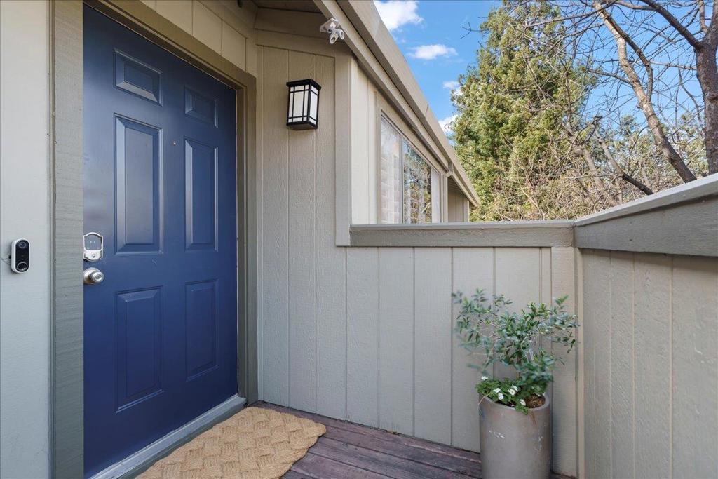 1411 La Terrace Circle