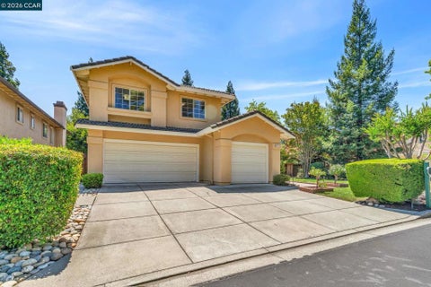 Photo of 4020 Westminster Pl, Danville, CA 94506 (MLS # 41140867)