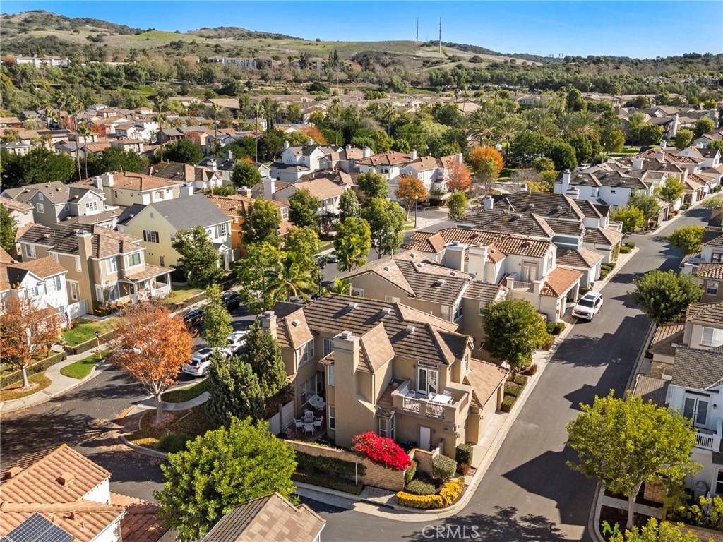 1 Trumpet Vine Street